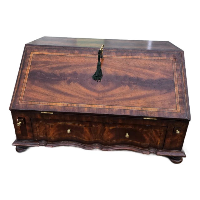 1990s Fine Maitland Smith English Georgian Inlaid Table Top Writing Desk For Sale