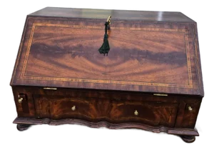 Fine Maitland Smith English Georgian Inlaid Table Top Writing Desk