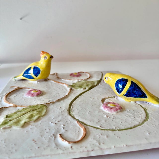 Late 20th Century Hand Painted Majolica Love Birds Sculpted Floral Decorative Wall Hanging Tile Plate For Sale - Image 4 of 8