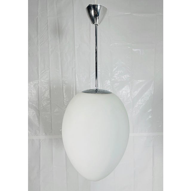 Fontana Arte Uovo Pendant Light by Ben Swildens for Fontana Arte (2 Available), Italy, 1972 For Sale - Image 4 of 15