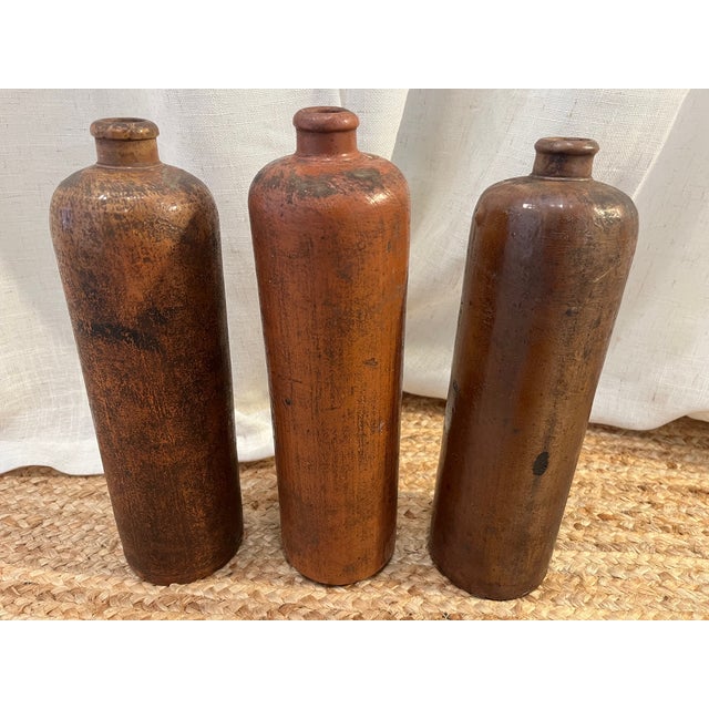 Antique Dutch Salt Glazed Stoneware Gin Bottles. Made in the 1800s - One With a Crack For Sale - Image 14 of 15