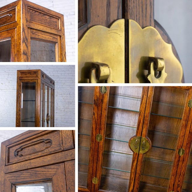 Late 20th Century Campaign or Chinoiserie Style Lighted China Hutch by Bernhardt Dark Oak & Brass For Sale - Image 15 of 18