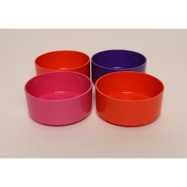Massimo Vignelli Set of Four Vintage Purple, Orange and Pink Melamine "Max" Bowls by Massimo Vignelli for Heller For Sale - Image 4 of 14