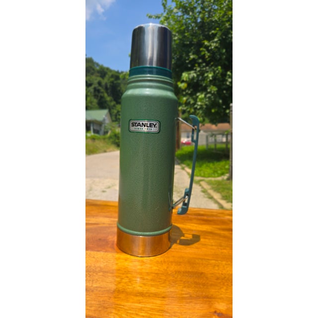 Metal Vintage Stanley Classic Green Thermos Bottle With Original Handle, Since 1913 For Sale - Image 7 of 18