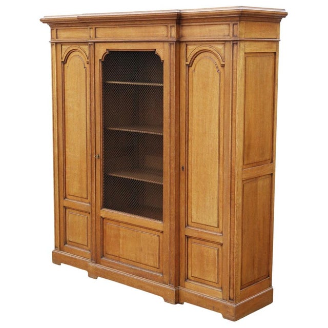 Large Vintage Bookcase in Light Oak, 1920 For Sale - Image 4 of 10