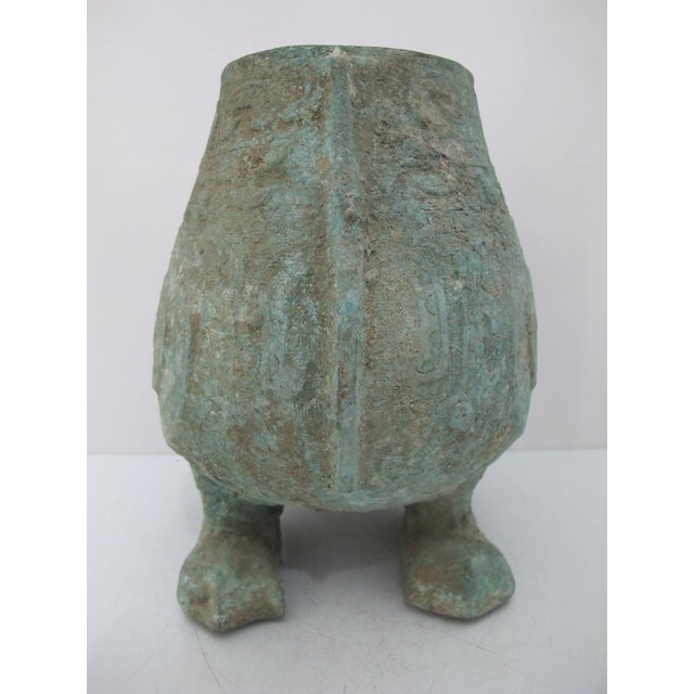 Turquoise Antique Chinese Bronze Ware Archaic Owl Bird Wine Vessel Pot Missing Head For Sale - Image 8 of 14