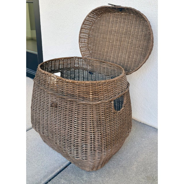 Brown Coastal Chic Vintage Fishing Creel Basket With Inset Handles For Sale - Image 8 of 9