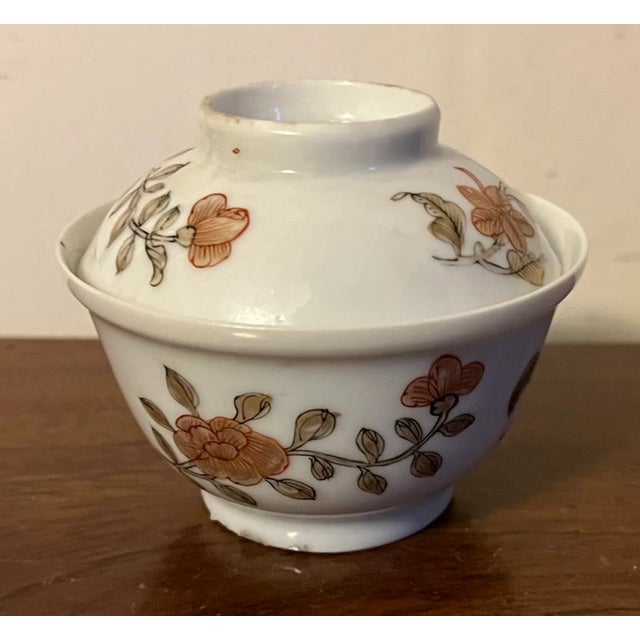 Antique 18th Century Chinese Export Porcelain Tea Cup or Bowl and Cover For Sale - Image 9 of 12