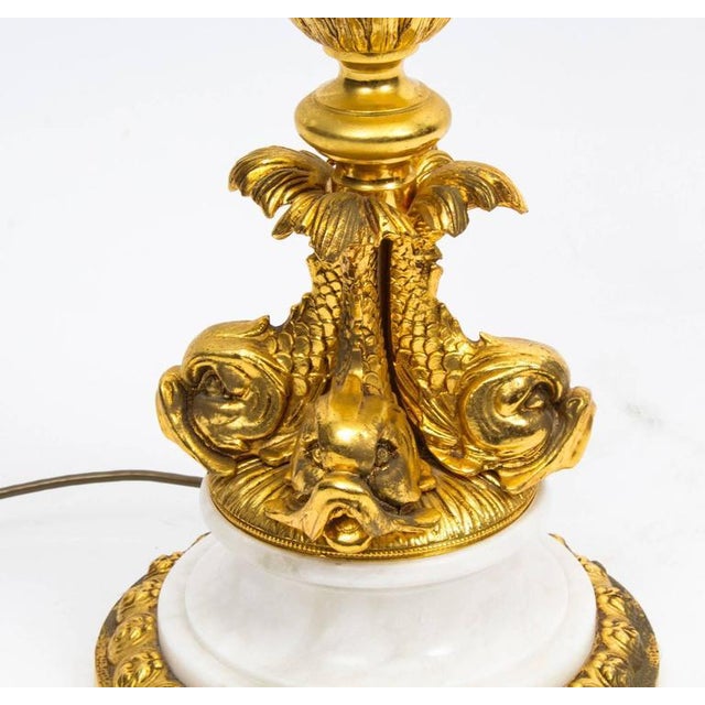 1980s Ormolu & Marble Dolphin Table Lamp For Sale - Image 5 of 7