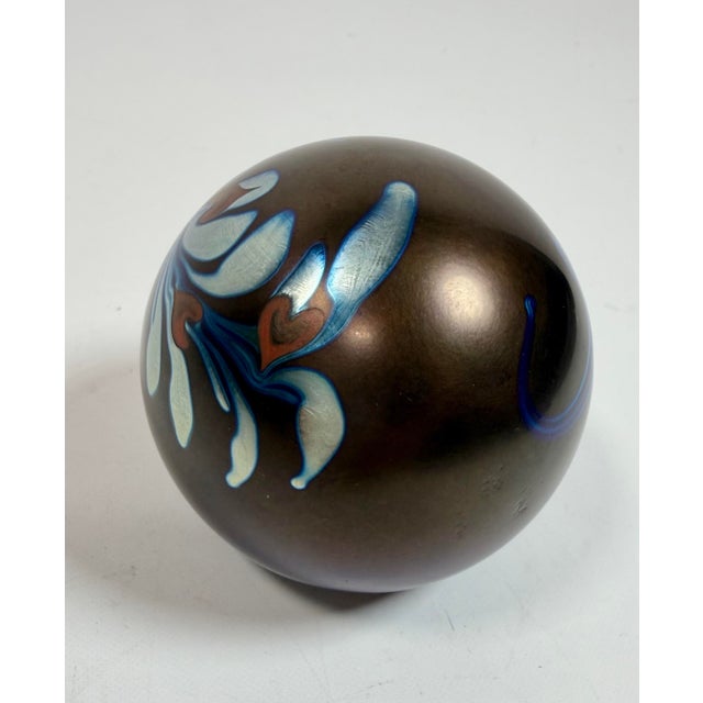 1970s Steve Correia Heart Vine Art Glass Paperweight Signed For Sale - Image 10 of 12
