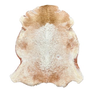 2ft10in × 3ft5in Vermont Natural Sheepskin For Sale