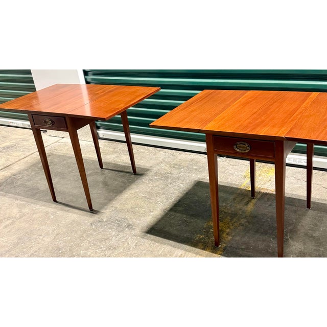 Early 20th Century Pair of Pembroke Drop-Leaf Tables For Sale - Image 9 of 12