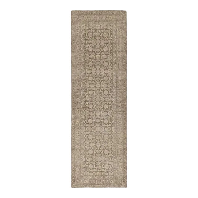 Pure Salt Menorca Green Hand Knotted Wool Runner, 2'6" X 9' For Sale