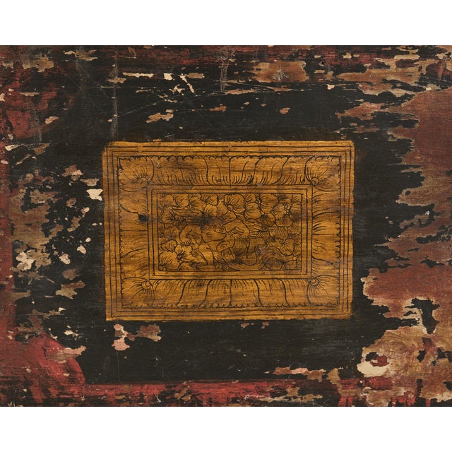 19th Century Burmese Lacquered Wooden Buddhist Trunk or Chest For Sale - Image 9 of 18