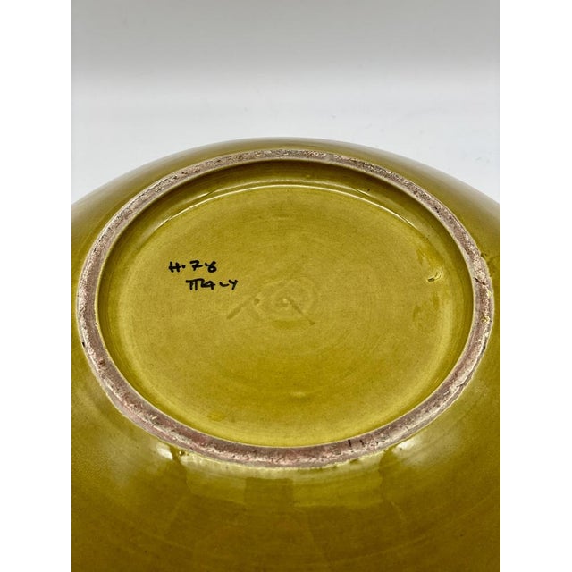 Goldenrod Large Vintage Bowl by Aldo Londi for Bitossi, 1950s For Sale - Image 8 of 9