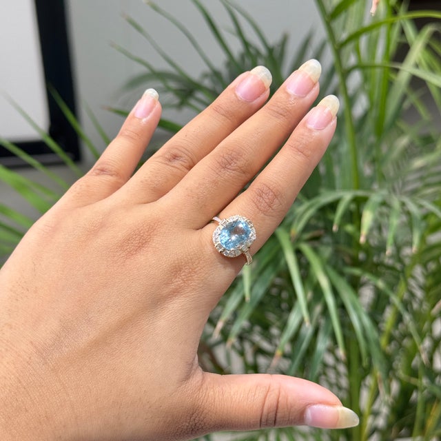 14k Gold Art Deco 3.49ct Oval Aquamarine Diamond Chic Cocktail Ring Size 6.5 For Sale In New York - Image 6 of 18
