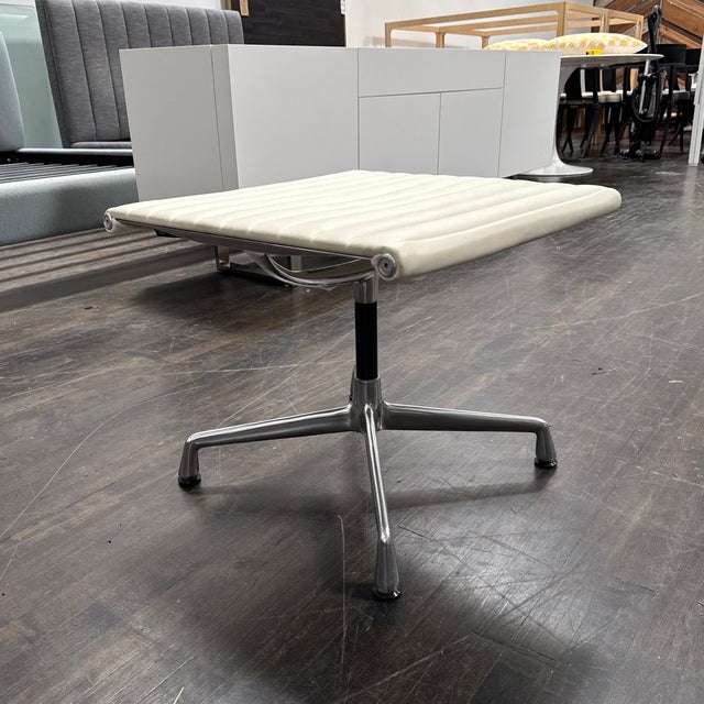 Herman Miller Charles + Ray Eames for Herman Miller Eames Aluminum Group Management Ottoman For Sale - Image 4 of 12
