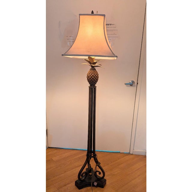 フロアスタンド Vintage antique pineapple floor stunned Vintage antique pineapple floor stunned