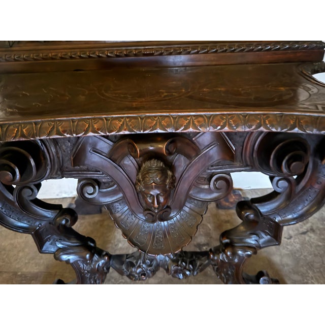 19th Century Highly Carved Antique Italian Bench c.1860 Figural Carvings All Three Sides in Excellent Condition For Sale - Image 5 of 6
