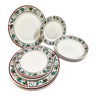 Mid 20th Century Majesticware "Holly" Dinner Service for Four- 12 Pieces For Sale