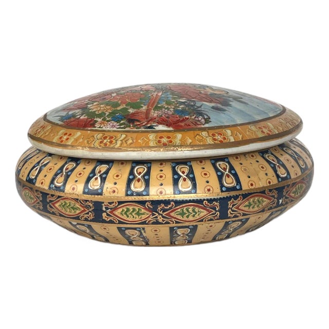 A Chinese Porcelain Box With an Intricately Decorated Cover For Sale