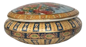 A Chinese Porcelain Box With an Intricately Decorated Cover