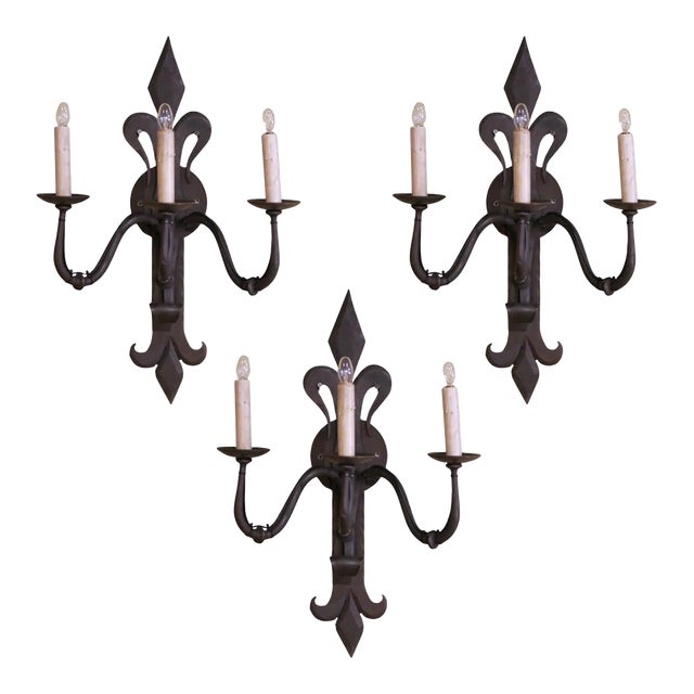 Early 20th Century French Gothic Revival Wrought Iron Wall Sconces, Set of 3 For Sale
