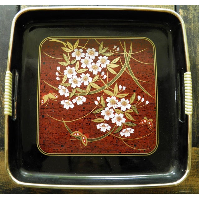 Japanese Vintage Toyo Japanese Lacquered Set of 3 Nesting Trays Cherry Blossoms For Sale - Image 3 of 8