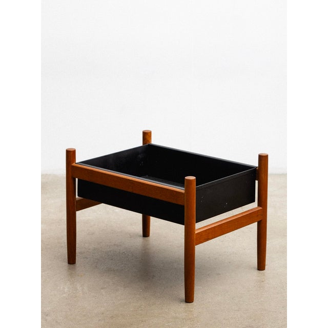 Spottrup Danish Teak Planter by Hugo Frandsen for Spøttrup Stolefabrik For Sale - Image 4 of 8
