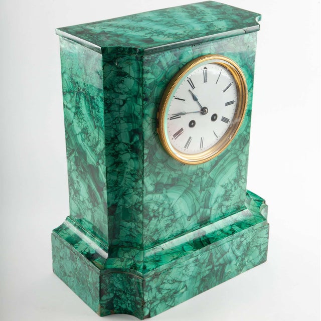 French Malachite Mantel Clock by Vincenti & Cie, Paris, circa 1855 For Sale - Image 4 of 4