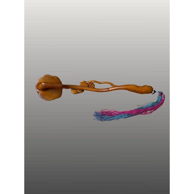 Asian China, 19th century. Wooden Ruyi scepter in the shape of a lingzhi For Sale - Image 3 of 3