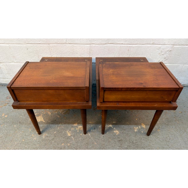 Mid-Century "Accord" End Tables by Merton Gershun for American of Martinsville For Sale - Image 14 of 17