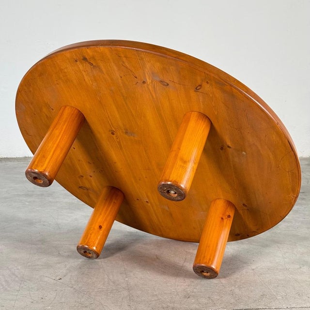Round Pine Coffee Table by Charlotte Perriand for Les Arcs, France, 1960s For Sale - Image 3 of 18