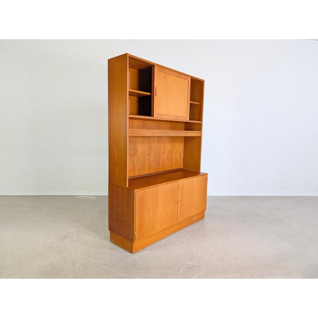 Mid-Century Modern Mid-Century Bookcase in Teak by Poul Hundevad, 1960s For Sale - Image 3 of 18