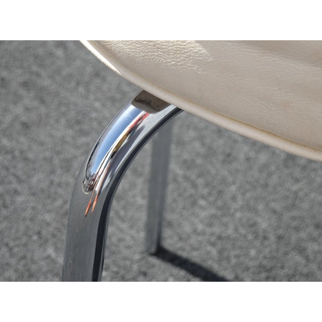 Metal Vintage Mid Century Modern White Chrome Side Chair Vanity Chair For Sale - Image 7 of 11