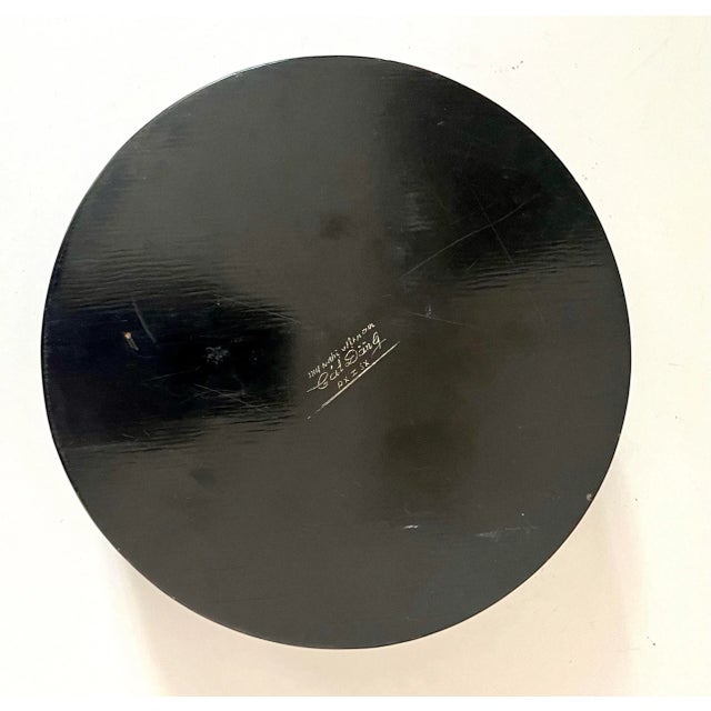 Mid 20th Century Large Vintage Chinoiserie Black Lacquer Round Hand Painted Wooden Box - Woman With Umbrella For Sale - Image 5 of 6