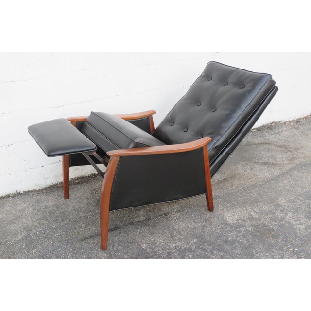 Mid 20th Century Milo Baughman for Thayer Coggin Mid Century Modern Lounge Chair 6208 For Sale - Image 5 of 17