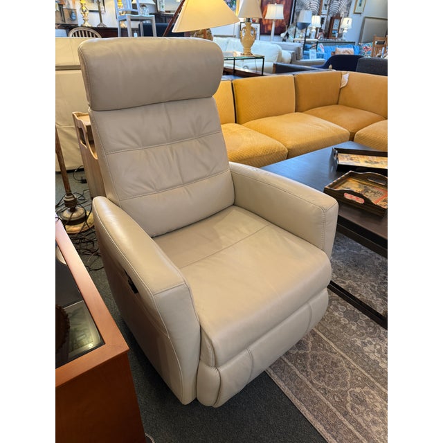 Transitional Scandinavian Design Norrell Lift Power Leather Recliner, Large For Sale - Image 3 of 12