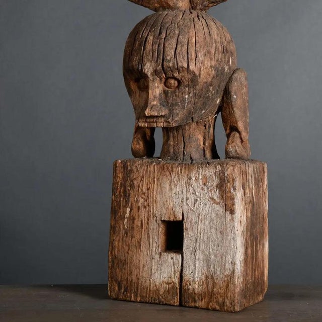 Leti Ancestor Figure in Patinated Hand-Carved Wood, Indonesia For Sale - Image 3 of 6
