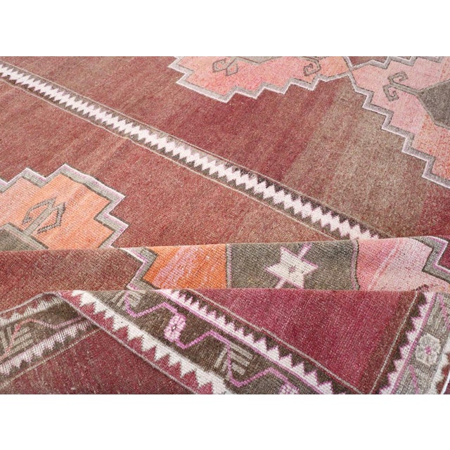 Textile Galerie Shabab Collection Mid-20th Century Turkish Anatolian Room Size Carpet For Sale - Image 7 of 8