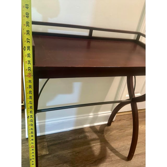 Traditional Barbara Barry for Baker Style Mahogany Drinks Tray Table For Sale - Image 3 of 6