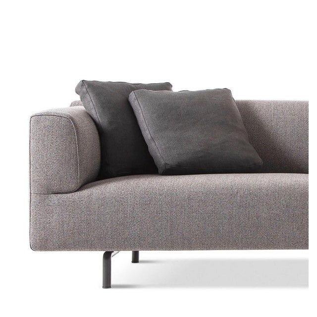 Met Sofa by Piero Lissoni for Cassina For Sale - Image 3 of 12