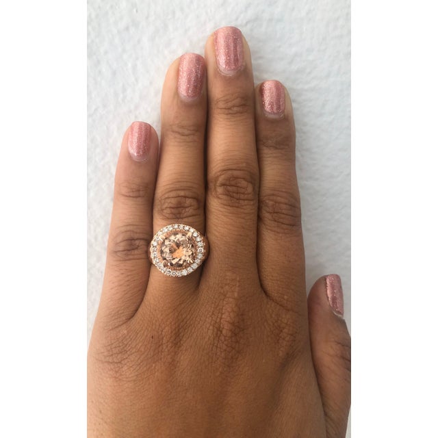 2020s Roshe Jewels 4.61 Carat Morganite Diamond 14 Karat Rose Gold Cocktail Ring, Size 7 For Sale - Image 5 of 9