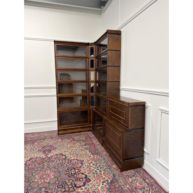 English Corner Bookcase in Burl Wood For Sale - Image 4 of 18