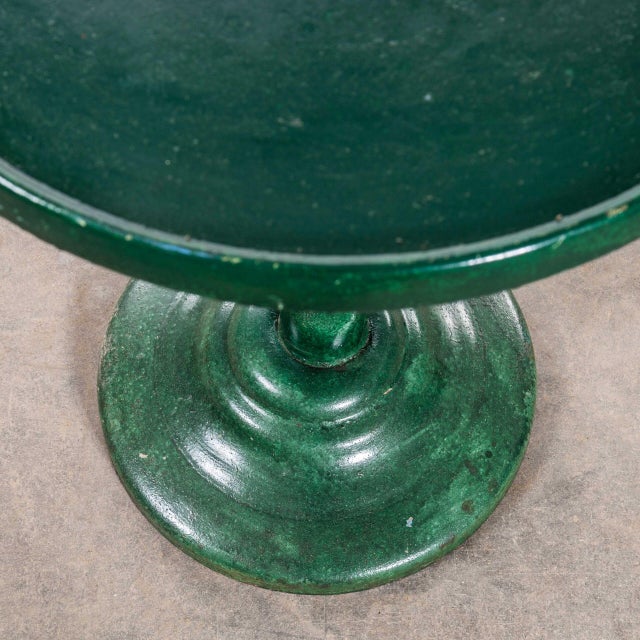 Tolix Round Racing Green Side Table from Tolix, 1950s For Sale - Image 4 of 8