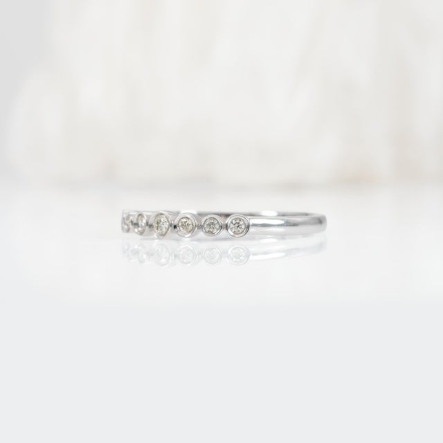 2020s Natural Earth Mined Diamond Bezel Band – Solid 14k Gold Stackable Wedding Ring, Size 6.75 For Sale - Image 5 of 8