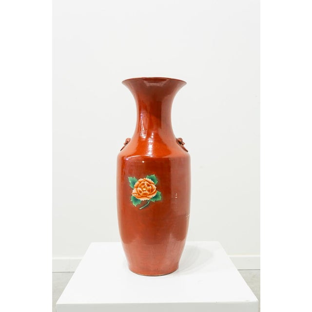 19th Century Chinese Red Vase Decorated with Peonies For Sale - Image 4 of 9