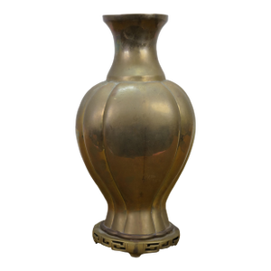 Large Mid Century Chinese Chinoiserie Brass Greek Key Mantel Vase Urn 16"