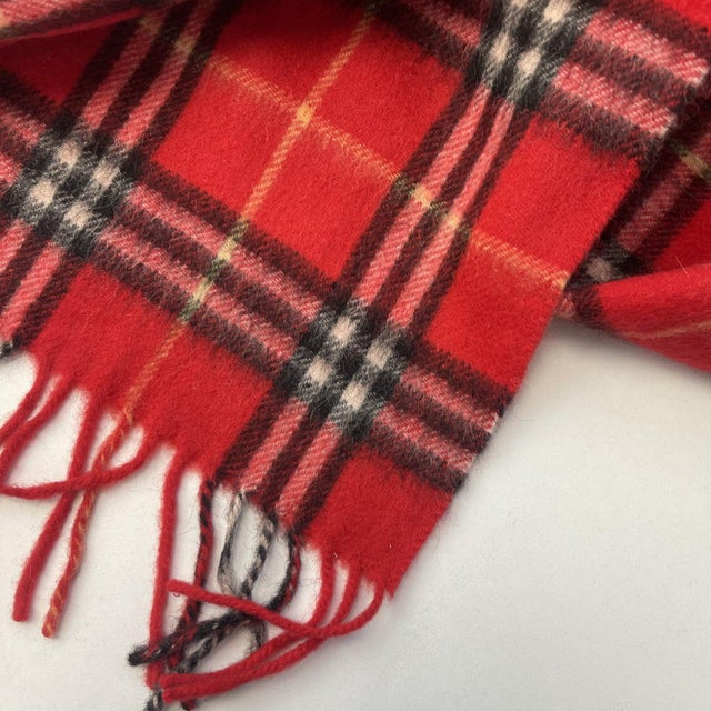 Burberry Late 20th Century Burberrys Red Plaid 100% Wool Scarf For Sale - Image 4 of 8