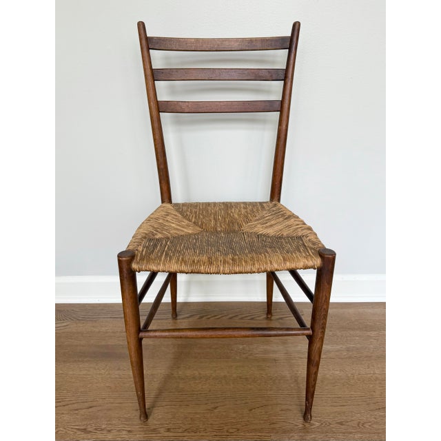 Gio Ponti Mid-Century Italian Modern Rush Seat Ladder-Back Chair in the Manner of Gio Ponti For Sale - Image 4 of 9
